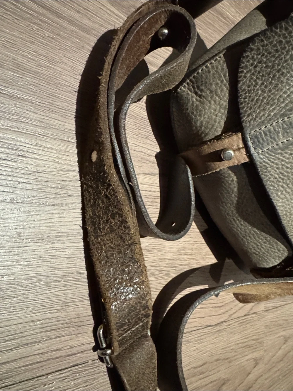 M0851 crossbody leather bag - Picture 3 of 9